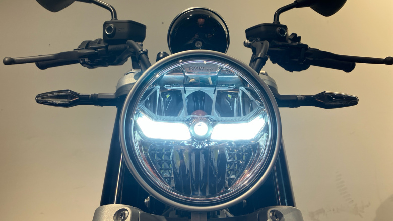 BMW R12 (24MY)